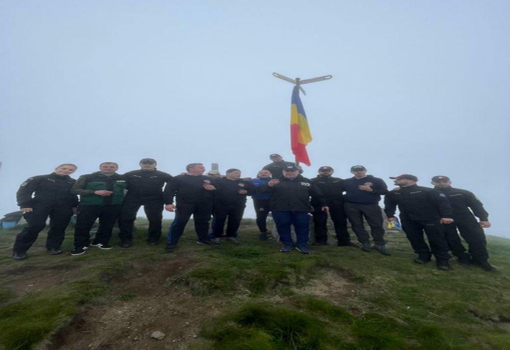 Tradiţia a Inspectoratului de Poliţie Judeţean Buzău de Ziua Drapelului