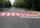 Zebre alb-roșii, piste velo și bănci cu logo-ul Buzăului