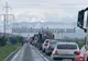 Cozi kilometrice pe DN10, din cauza unui camion răsturnat
