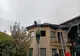 Incendiu la 3 case de pe strada Alexandru Vlahuță