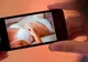 Șantaja o femeie cu înregistrări video cu persoana vătămată surprinsă în ipostaze intime