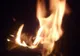 Bănuită de distrugere prin incendiere arestată preventiv pentru 30 de zile