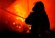 Incendiu puternic într-o comună din Buzău. Au intervenit pompierii ialomițeni