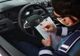 A sustras mașina unei cunoștințe, deși nu avea permis de conducere