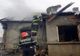 Bătrână de 80 de ani găsită moartă în casa care a luat foc